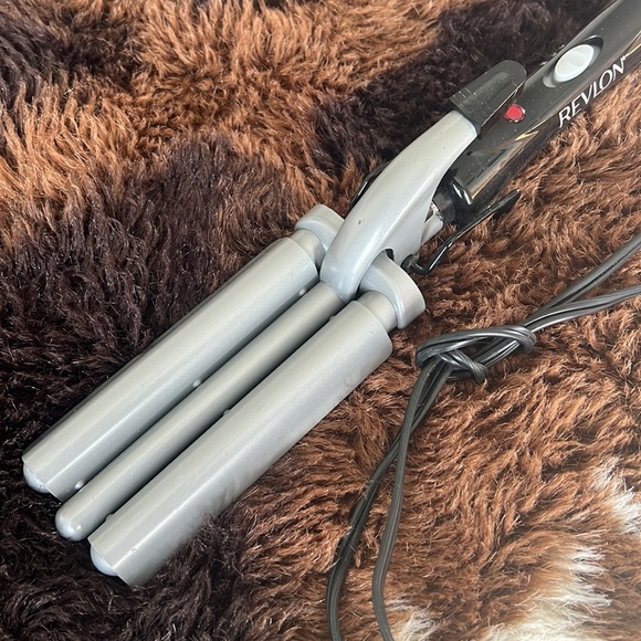 🌼 Revlon Crimper - Picture 2 of 4